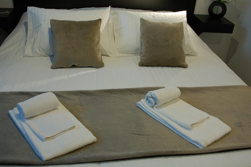 Aux 500 Diables Eco Lodge - Hotel Chambon-sur-Lac Dış mekan fotoğraf